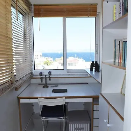 Floor 3bed 2bath With Stunning 360 View Apartment